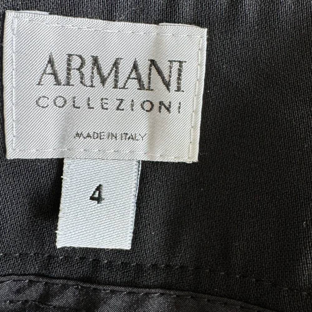 Armani Collezioni Black Pants In good condition size: 4. RN 103723 - Picture 9 of 11